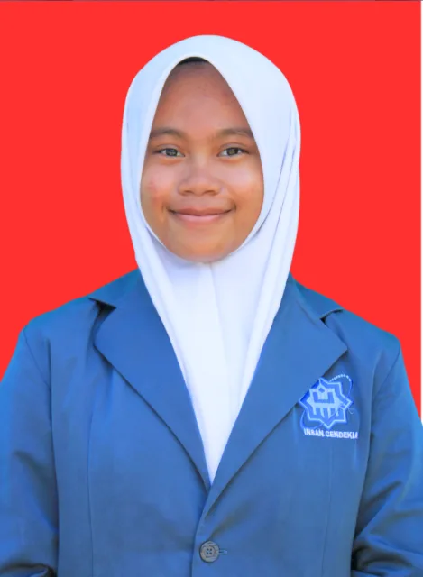 AZZAKIYAH INSAWAN PUTRI